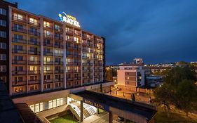 Hotel Satel
